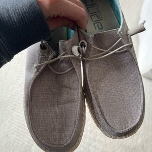 Hey Dudes, Size 10